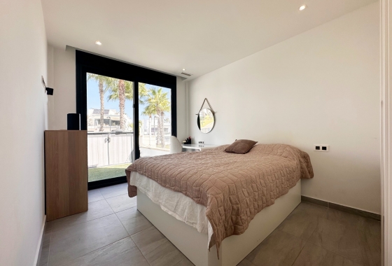 Resale - Villa - San Miguel de Salinas