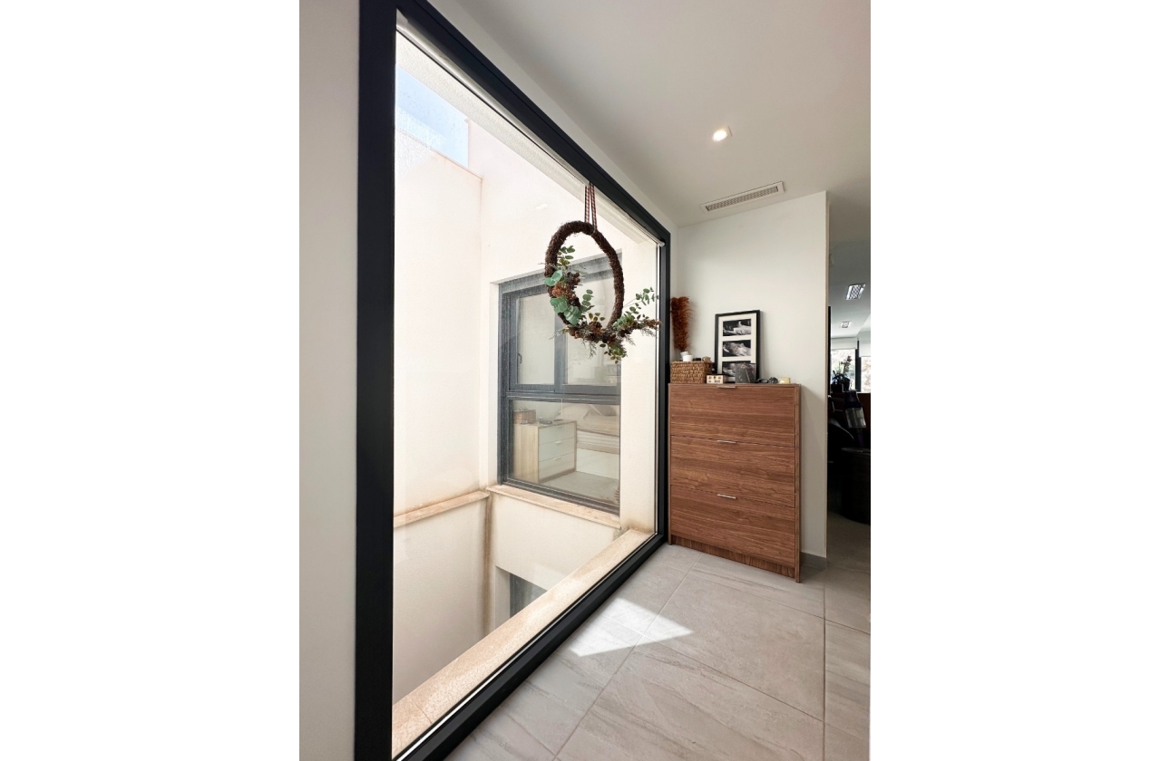 Resale - Villa - San Miguel de Salinas