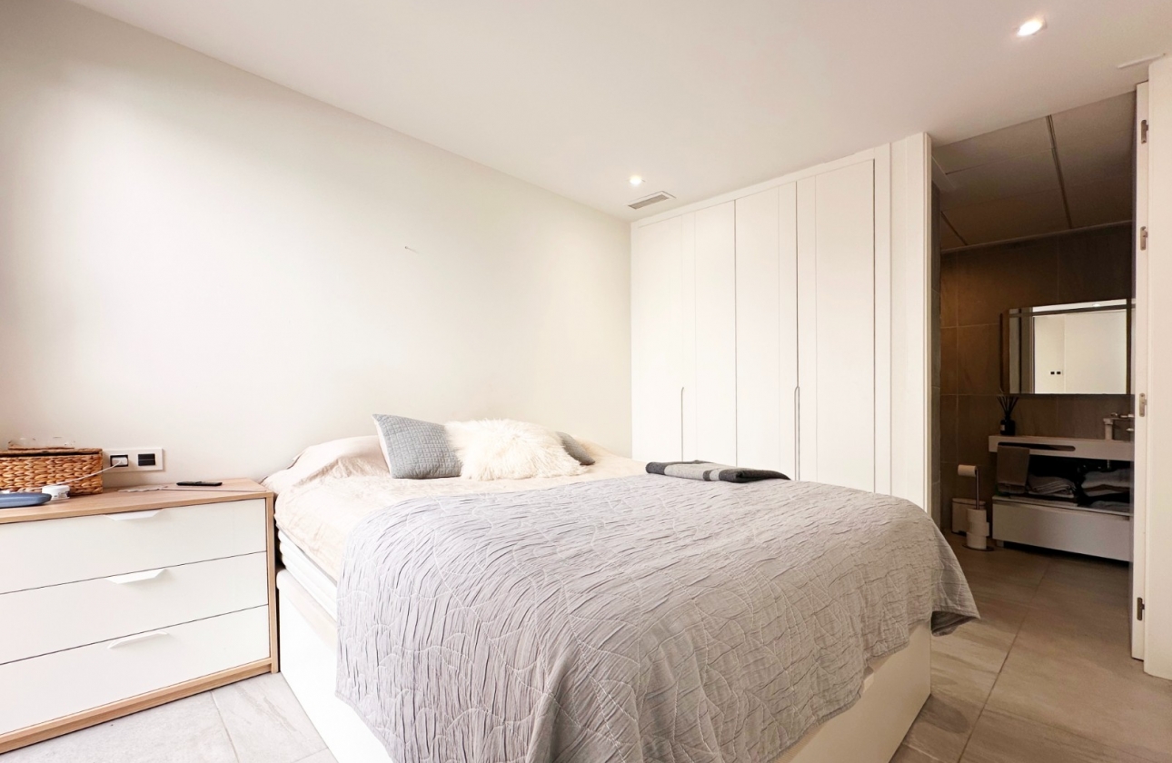 Resale - Villa - San Miguel de Salinas