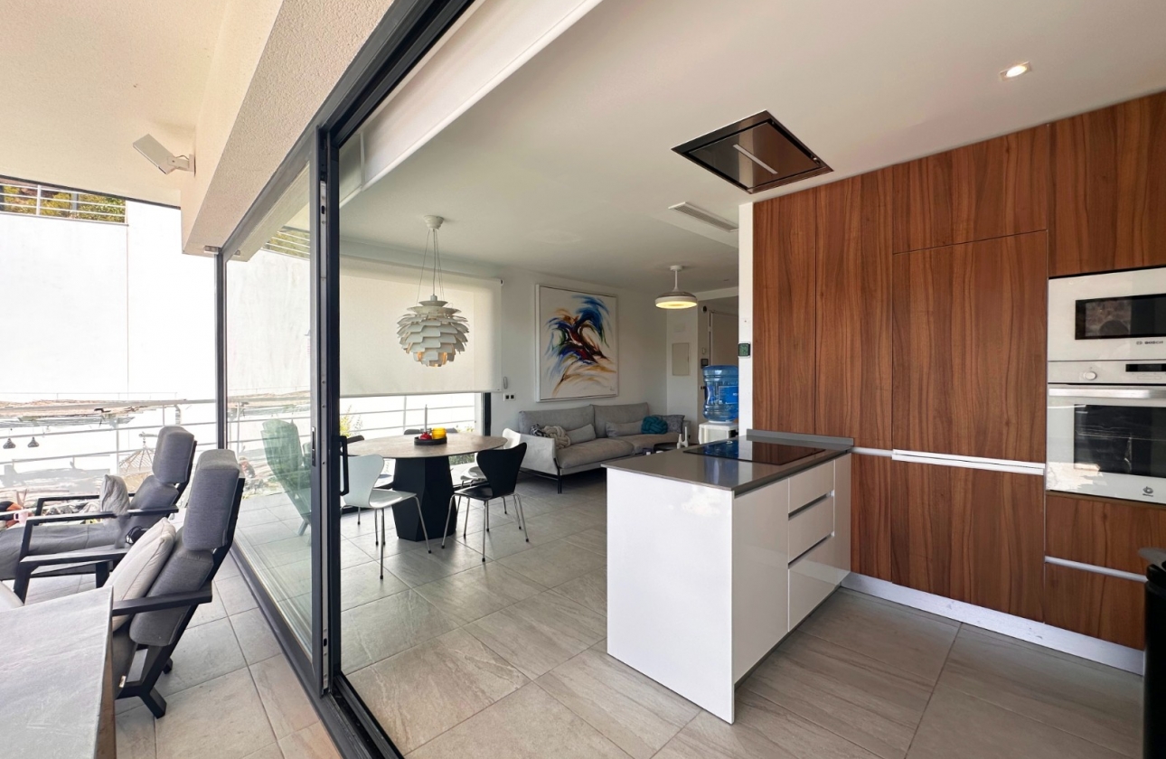 Resale - Villa - San Miguel de Salinas
