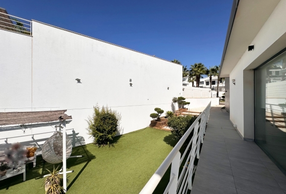 Resale - Villa - San Miguel de Salinas