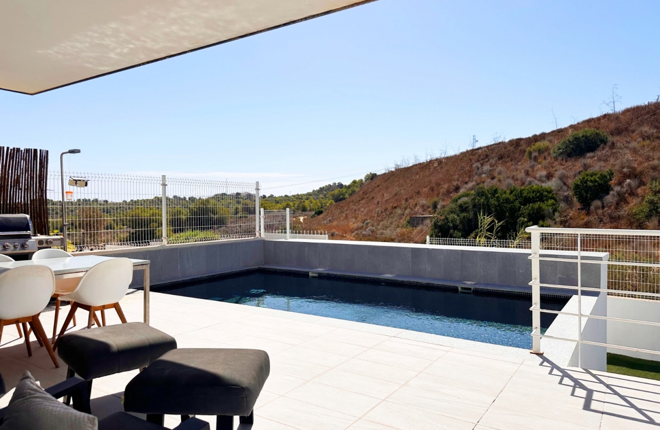 Resale - Villa - San Miguel de Salinas