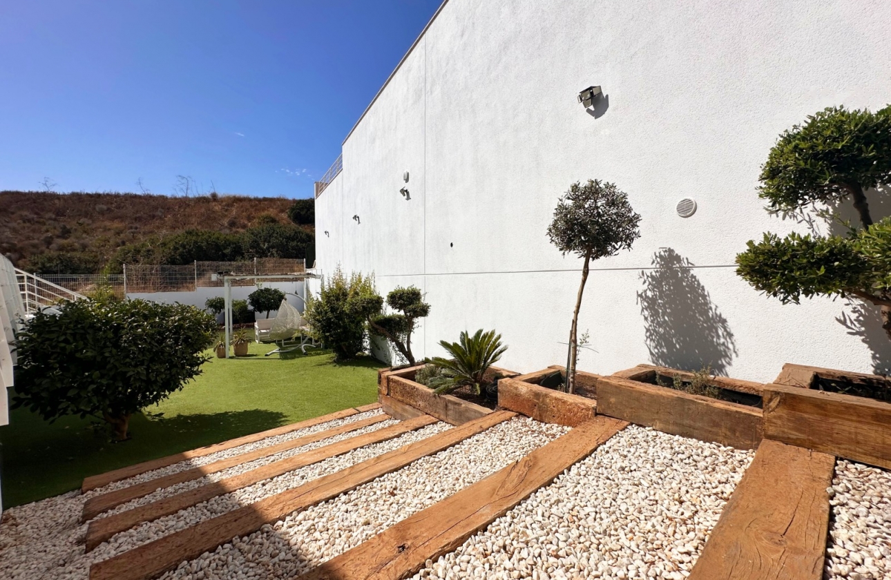 Resale - Villa - San Miguel de Salinas