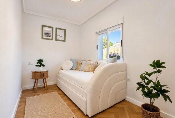 Resale - Townhouse - Orihuela Costa - Punta Prima