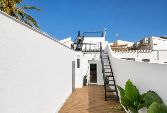 Resale - Townhouse - Orihuela Costa - Punta Prima