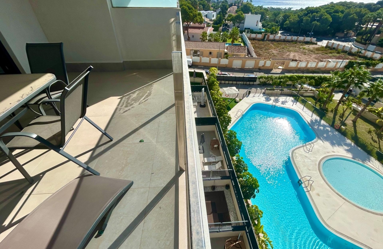 Resale - Apartment - Dehesa de campoamor - Campoamor