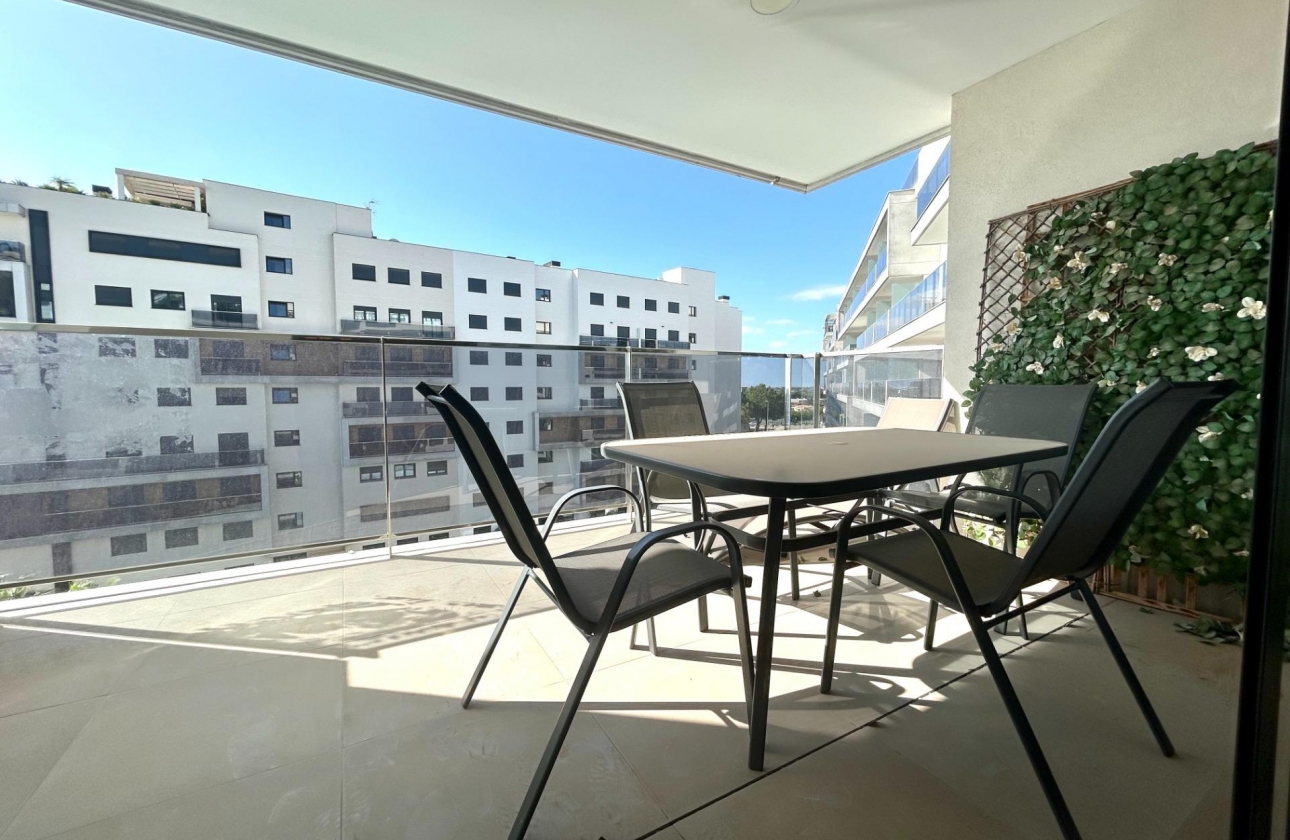 Resale - Apartment - Dehesa de campoamor - Campoamor
