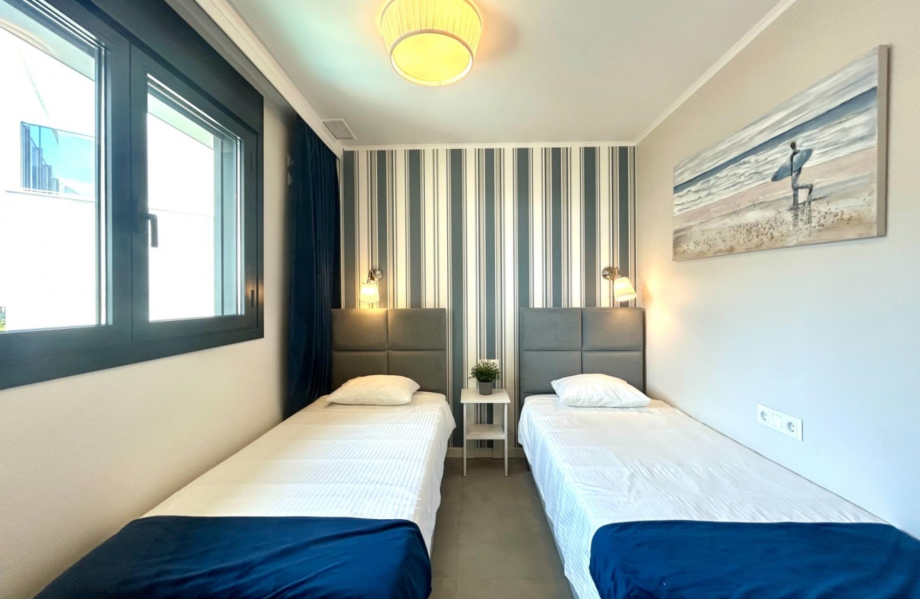 Resale - Apartment - Dehesa de campoamor - Campoamor