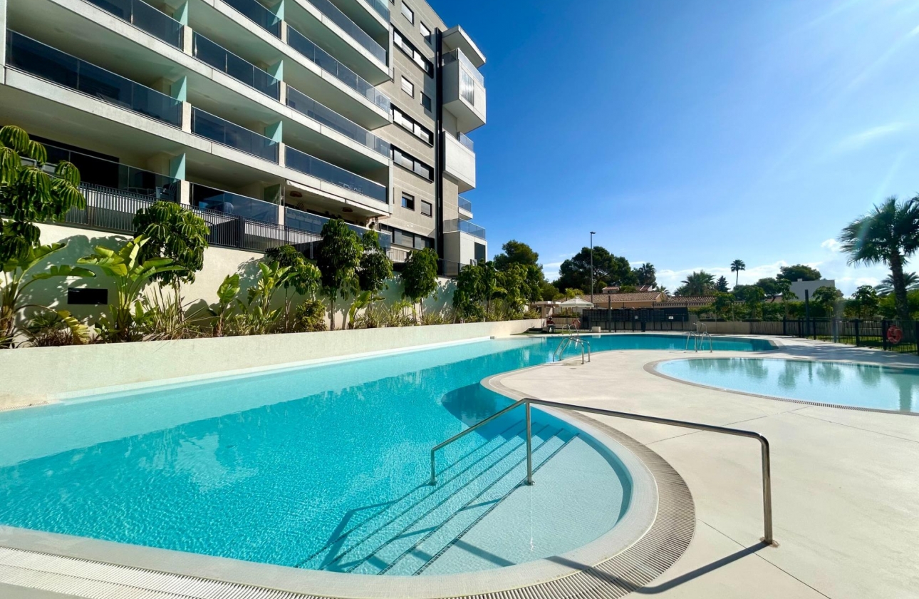 Resale - Apartment - Dehesa de campoamor - Campoamor
