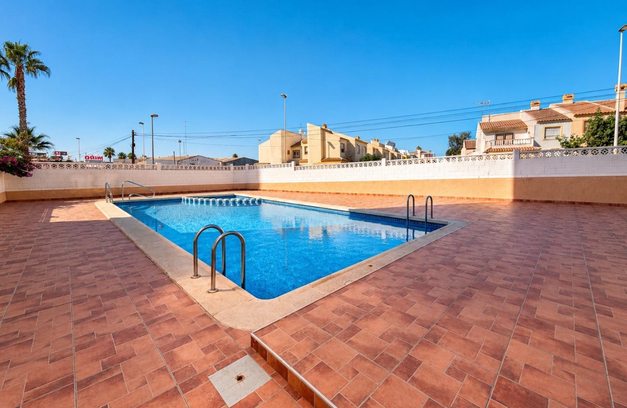 Resale - Apartment - Torrevieja - Nueva Torrevieja