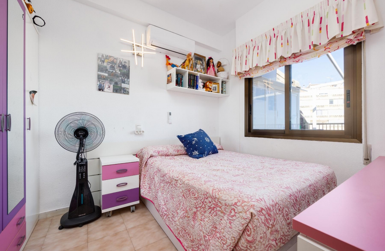 Reventa - APARTAMENTO - Torrevieja - LA MATA