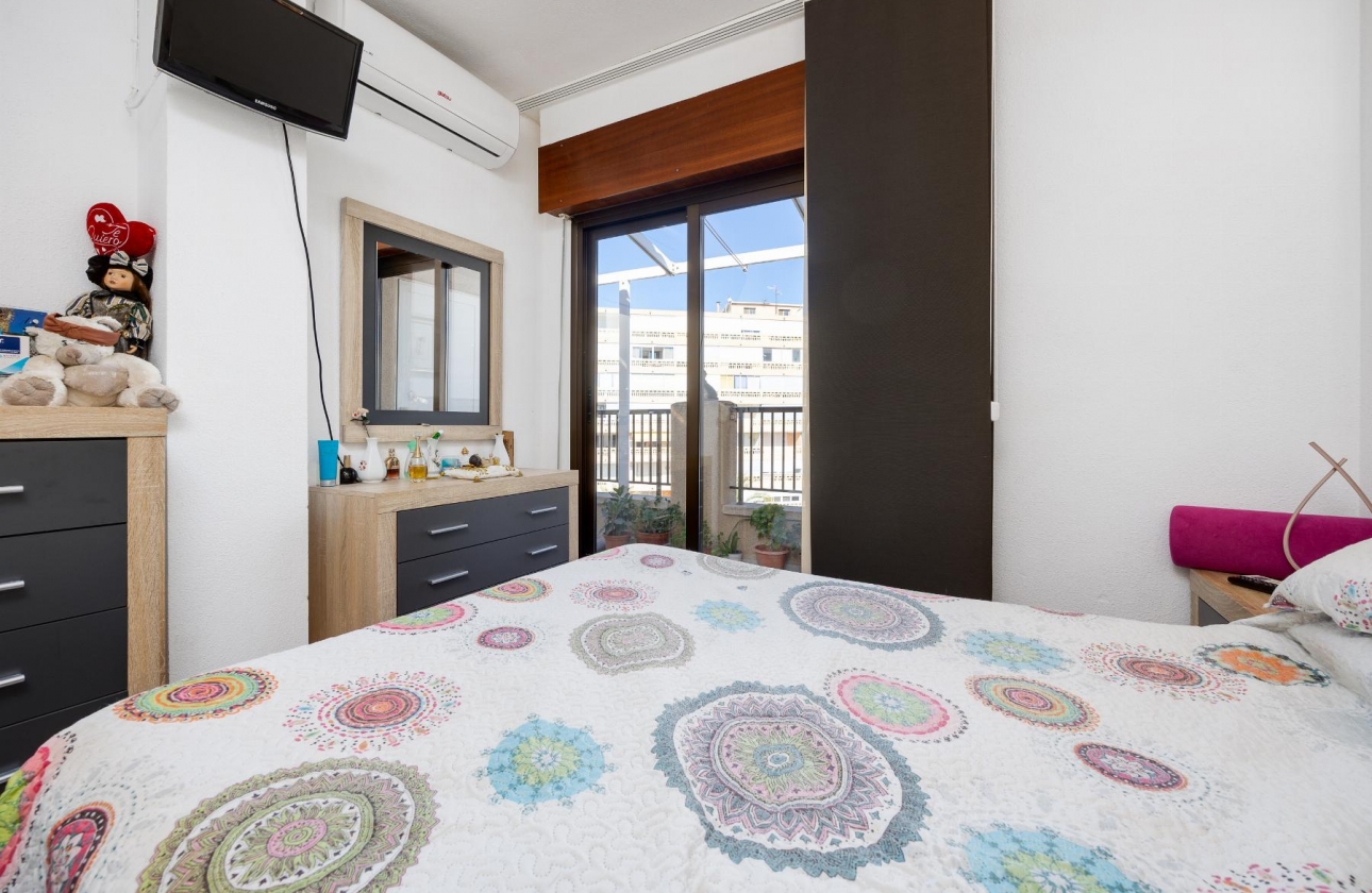 Reventa - APARTAMENTO - Torrevieja - LA MATA