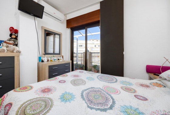 Reventa - APARTAMENTO - Torrevieja - LA MATA