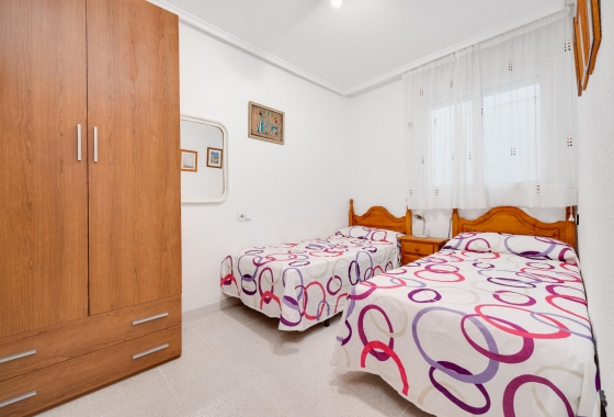 Resale - APARTAMENTO - Torrevieja - playa de los naufragos