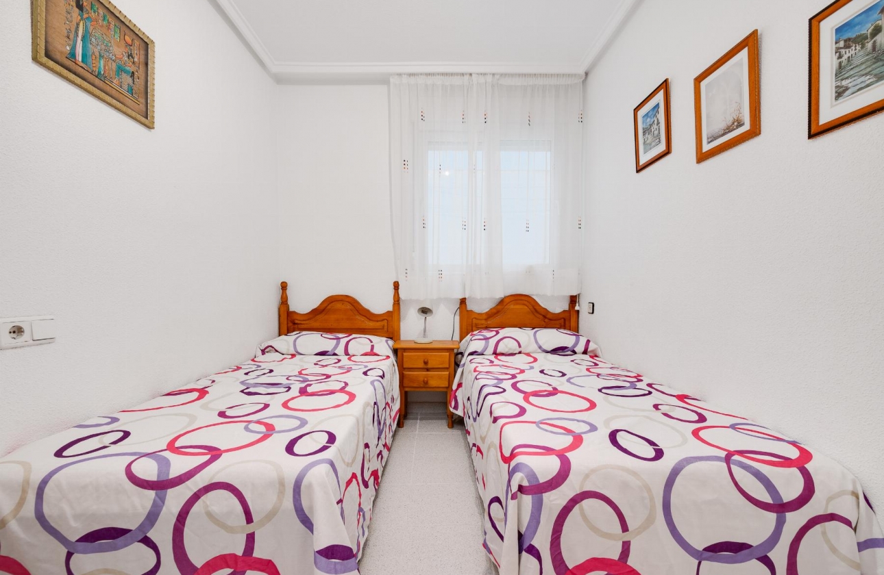 Wiederverkauf - APARTAMENTO - Torrevieja - playa de los naufragos