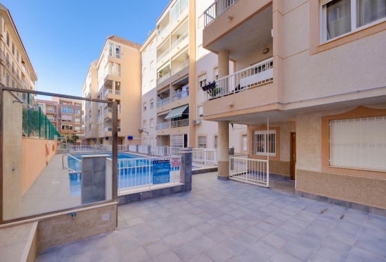 Wiederverkauf - APARTAMENTO - Torrevieja - playa de los naufragos