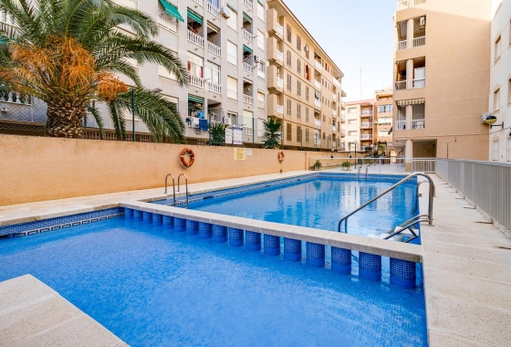 Wiederverkauf - APARTAMENTO - Torrevieja - playa de los naufragos