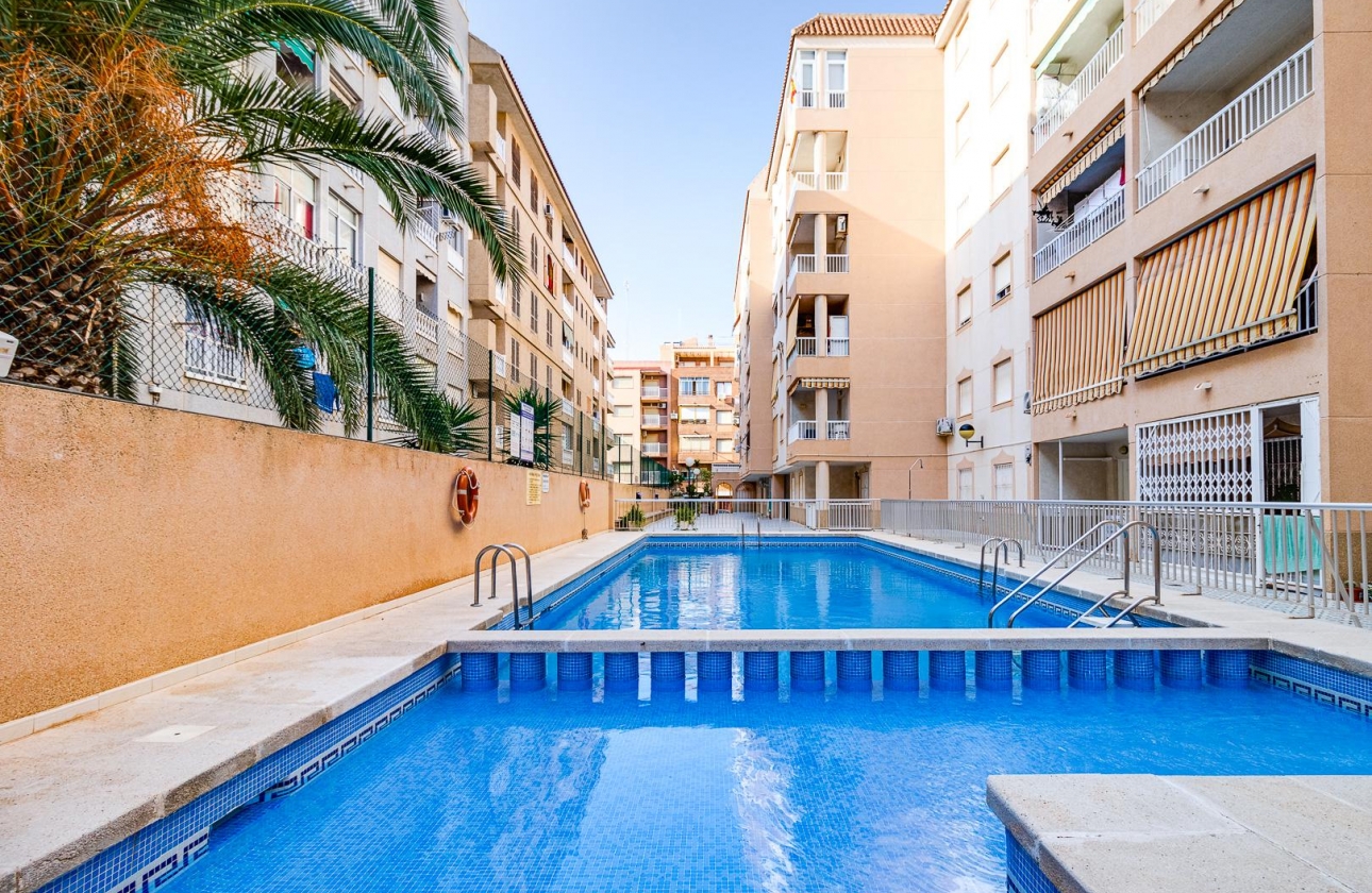 Wiederverkauf - APARTAMENTO - Torrevieja - playa de los naufragos