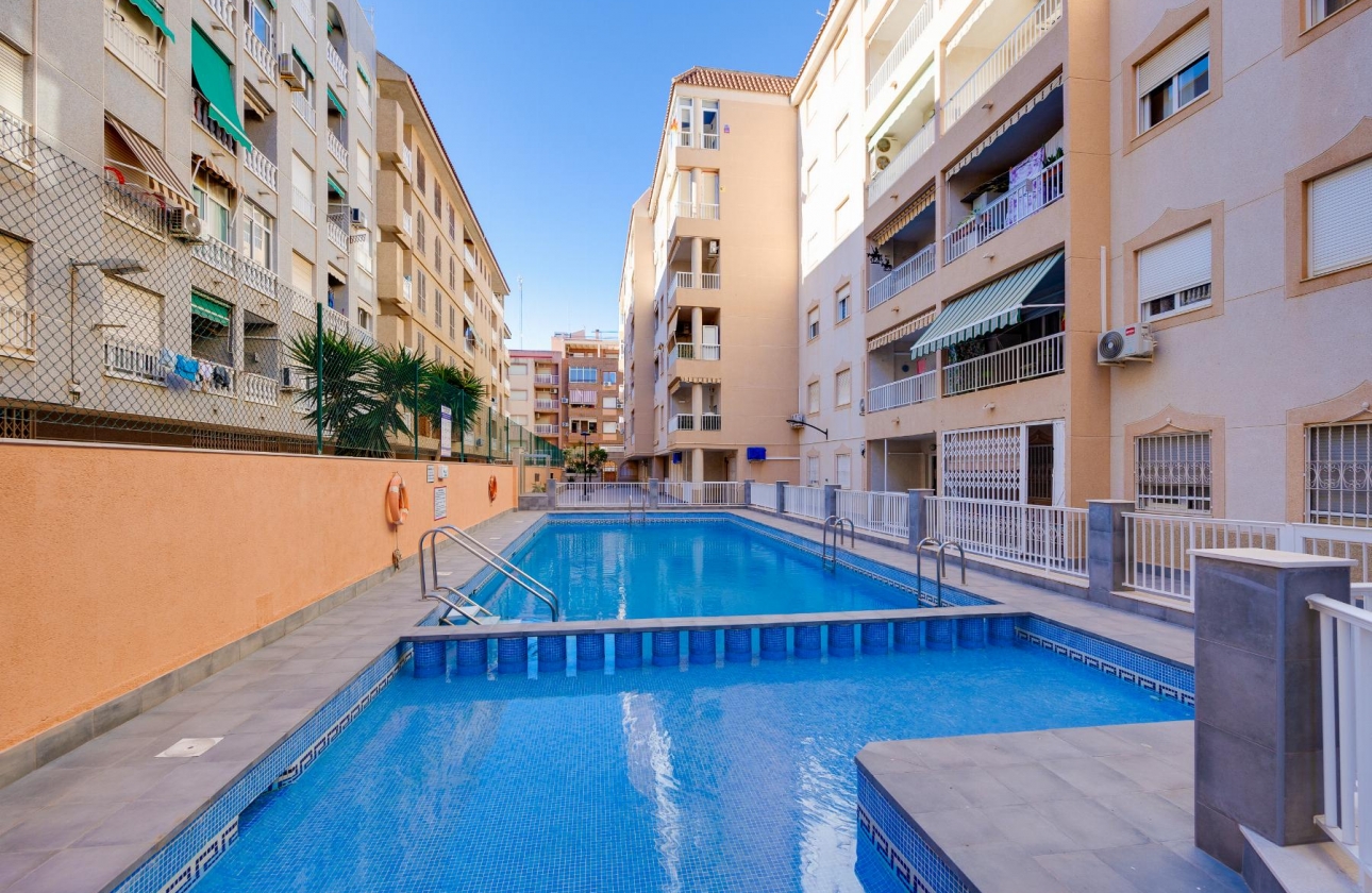 Wiederverkauf - APARTAMENTO - Torrevieja - playa de los naufragos