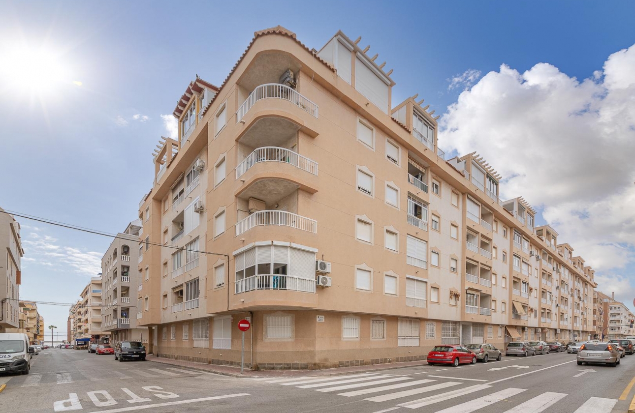 Wiederverkauf - APARTAMENTO - Torrevieja - playa de los naufragos