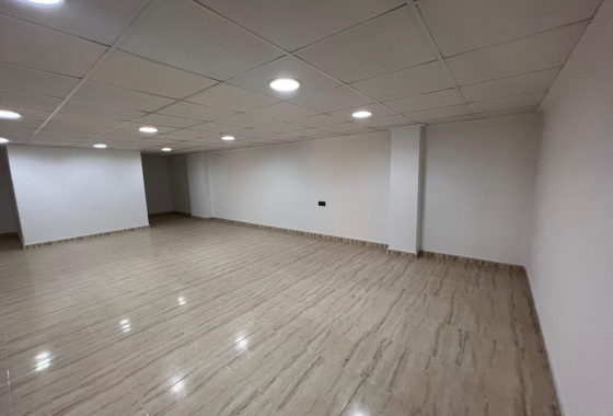 Resale - Commercial Unit - Beniel - CENTRO