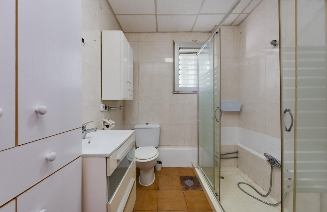 Resale - Apartment - Torrevieja - Playa del Acequión