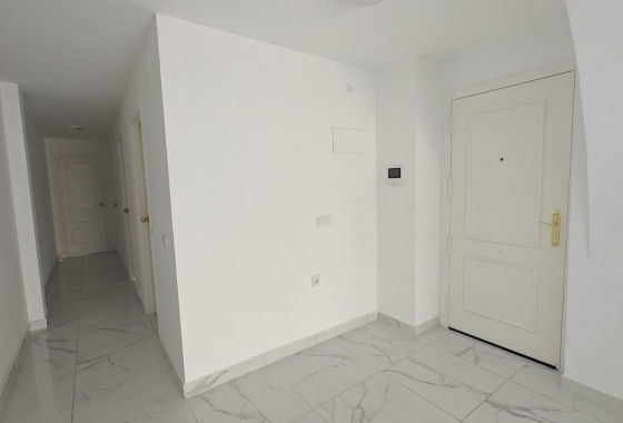 Resale - Apartment - Torrevieja - Acequion