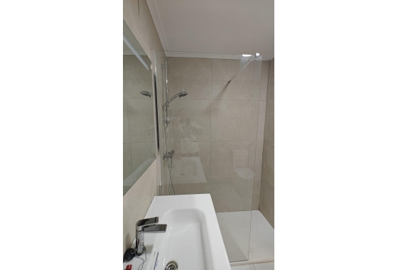 Resale - Apartment - Torrevieja - Acequion