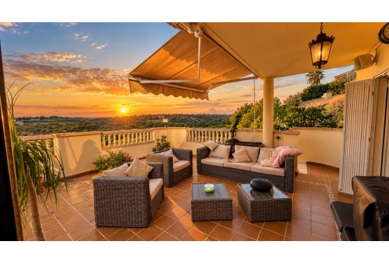 Resale - Villa - Dehesa de Campoamor - Las Ramblas Golf