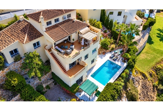Resale - Villa - Dehesa de Campoamor - Las Ramblas Golf