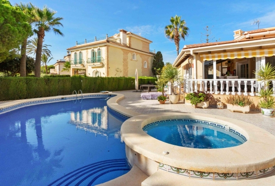 Reventa - Villa - Cabo Roig - MUY CERCA DE LA PLAYA