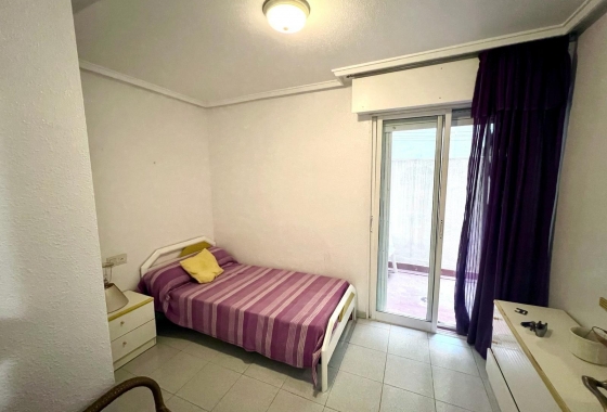 Resale - Apartment - Torrevieja - Centro