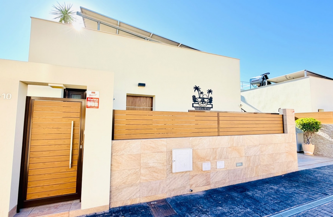Resale - Villa - Los Montesinos - La Herada