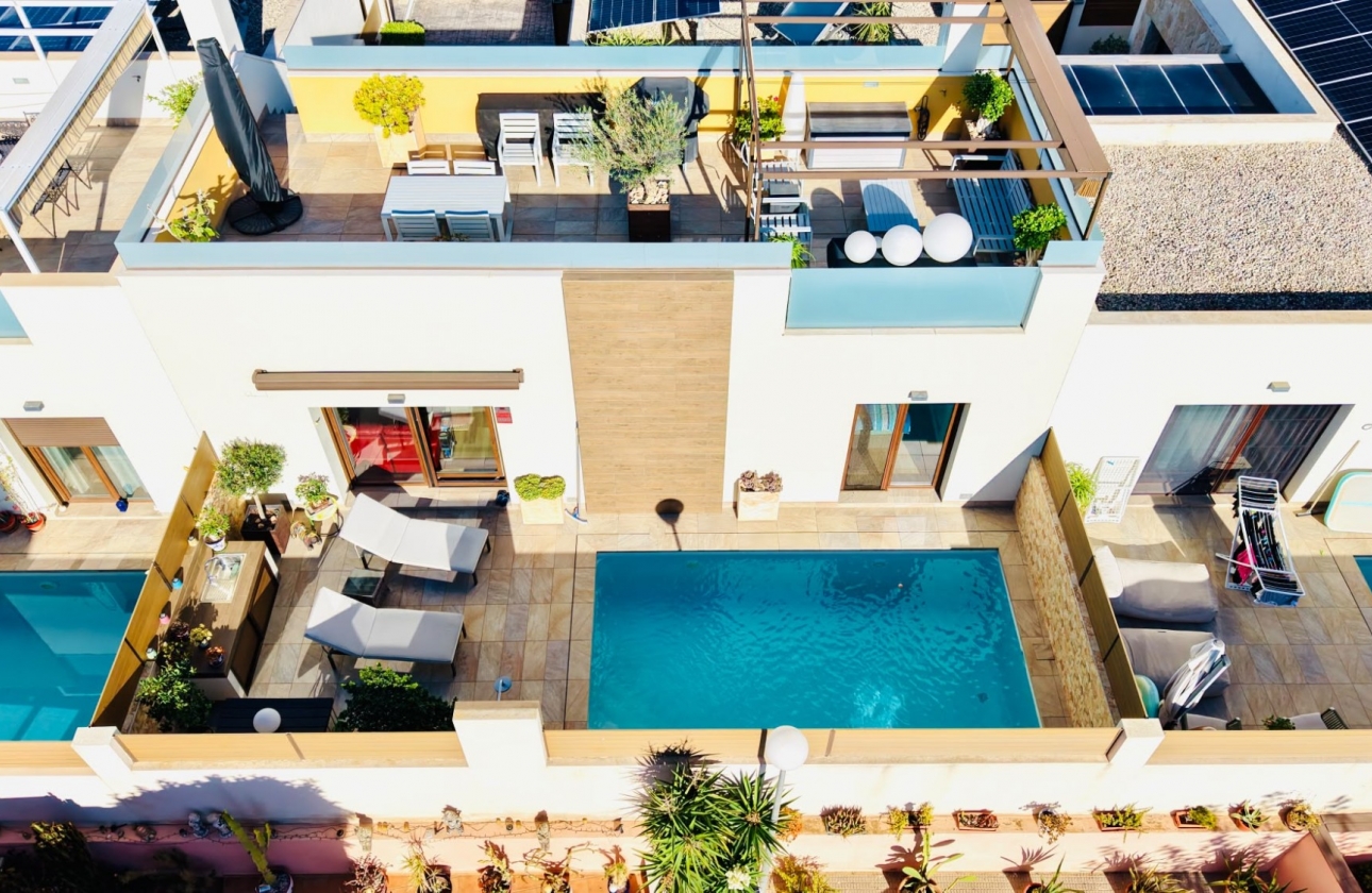 Resale - Villa - Los Montesinos - La Herada