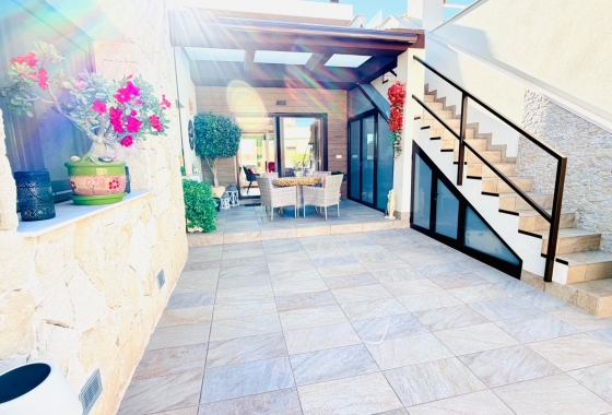 Resale - Villa - Los Montesinos - La Herada