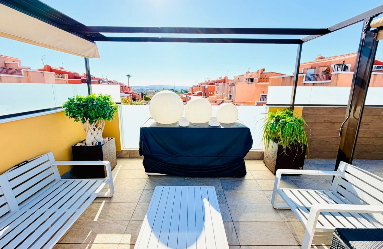 Resale - Villa - Los Montesinos - La Herada
