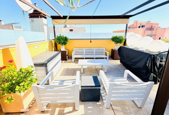 Resale - Villa - Los Montesinos - La Herada