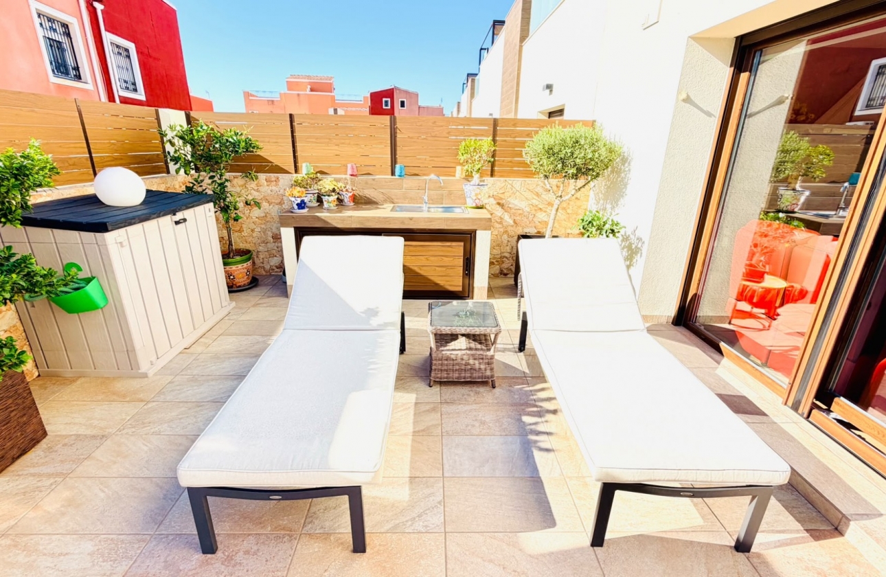 Resale - Villa - Los Montesinos - La Herada