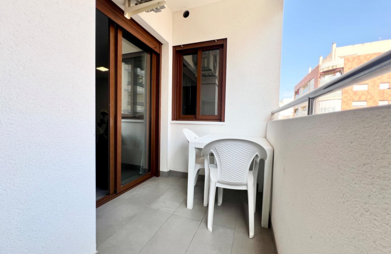 Revente - Appartement - Torrevieja - Centro