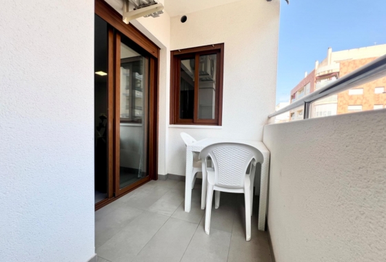 Wiederverkauf - Wohnung - Torrevieja - Centro