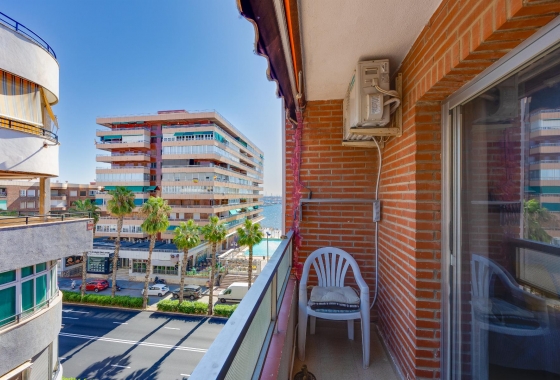 Resale - Apartment - Torrevieja - Playa del Acequión