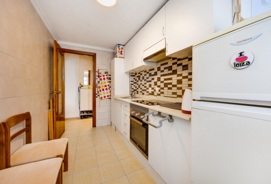 Resale - Apartment - Torrevieja - Playa del Acequión