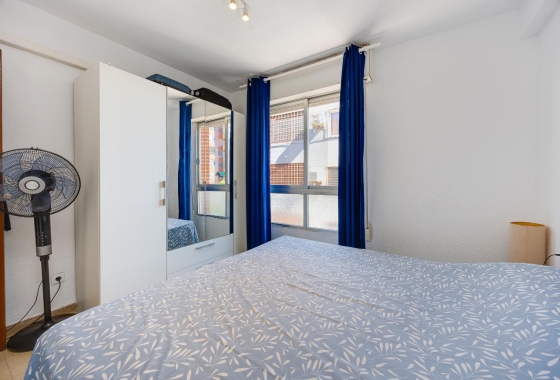 Resale - Apartment - Torrevieja - Playa del Acequión