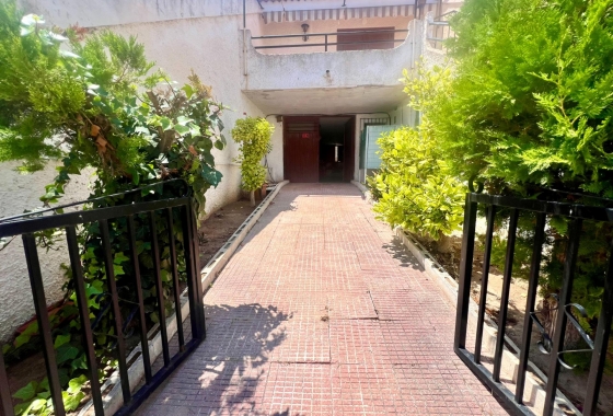 Resale - terraced house - Torrevieja - Los balcones