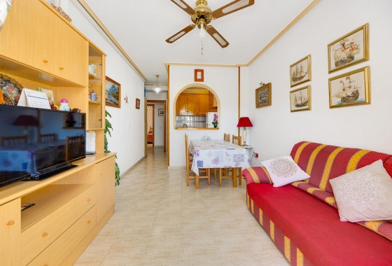 Resale - Apartment - Torrevieja - Playa del Acequión