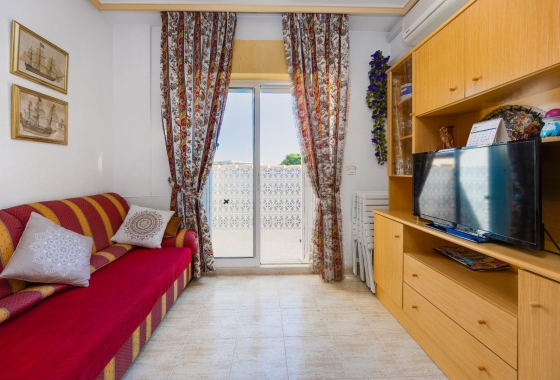 Resale - Apartment - Torrevieja - Playa del Acequión