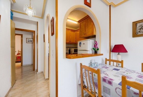 Resale - Apartment - Torrevieja - Playa del Acequión