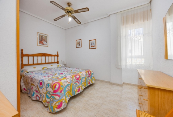 Resale - Apartment - Torrevieja - Playa del Acequión