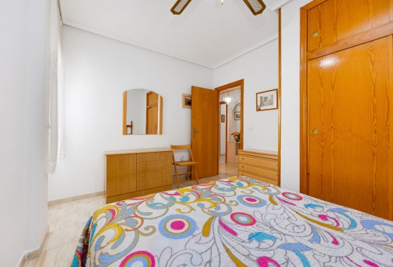 Resale - Apartment - Torrevieja - Playa del Acequión