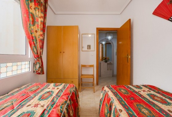 Resale - Apartment - Torrevieja - Playa del Acequión